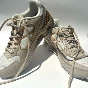 Nike Shox Enigma 9000 - Desert Sand (Women’s)